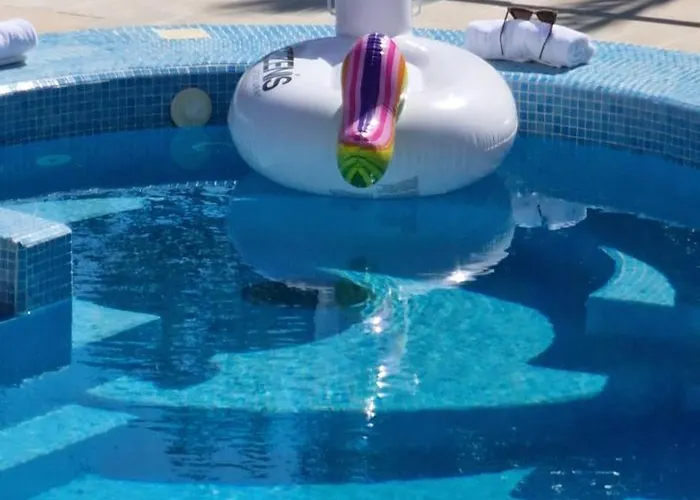 Zvonimir Holiday With Large 95M2 Pool *