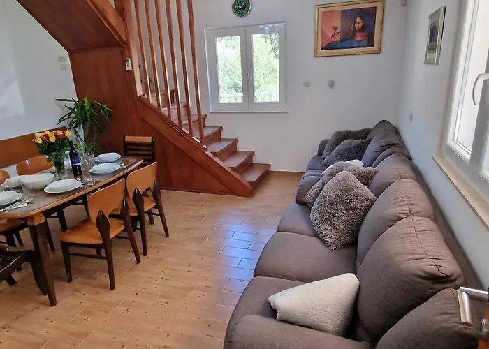 Villa Zvonimir Holiday With Large 95M2 Pool Solin