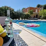 Villa Zvonimir With Large 95m2 Pool *